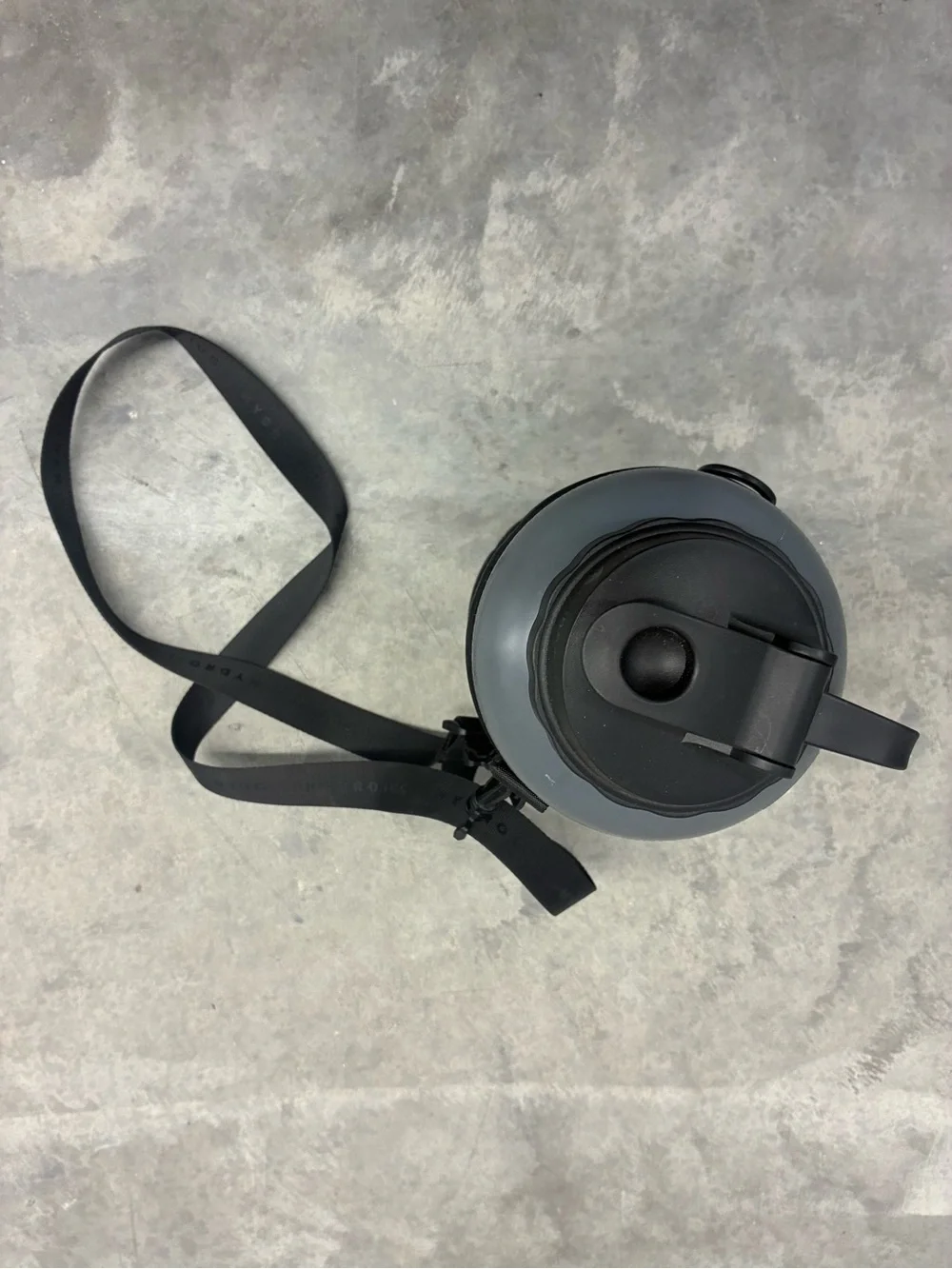 HydroJug Insulated Neoprene Sleeve in Black w/ Water Bottle